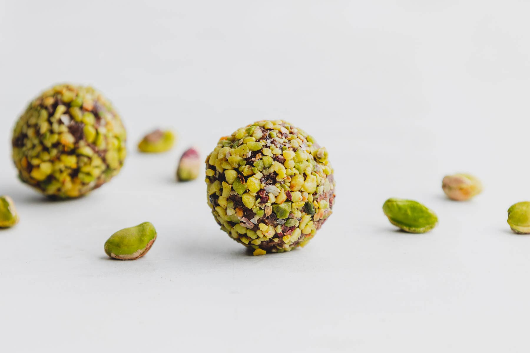 Organic pistachio energy bites